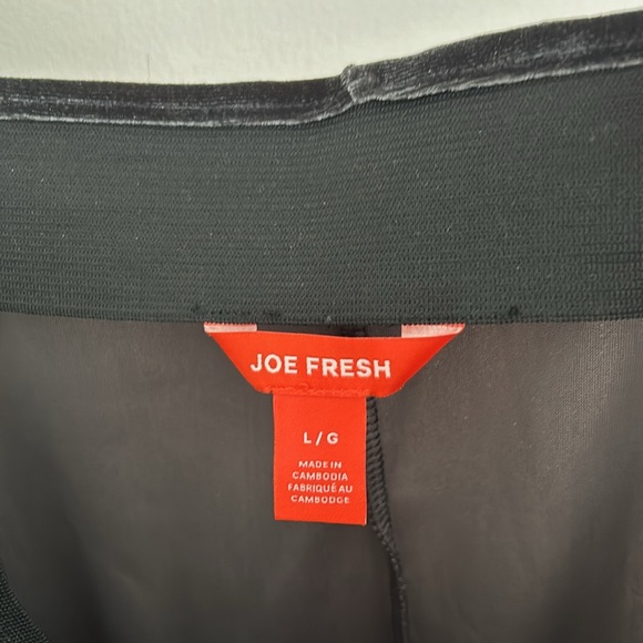 Velvet skirt in dark grey, size L by Joe Fresh. Perfect condition. - Picture 2 of 4